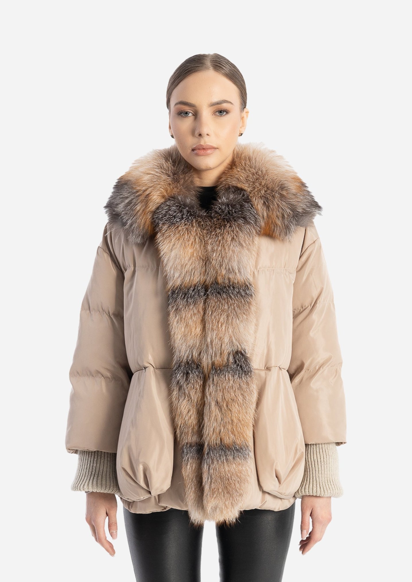 KELLY BEIGE