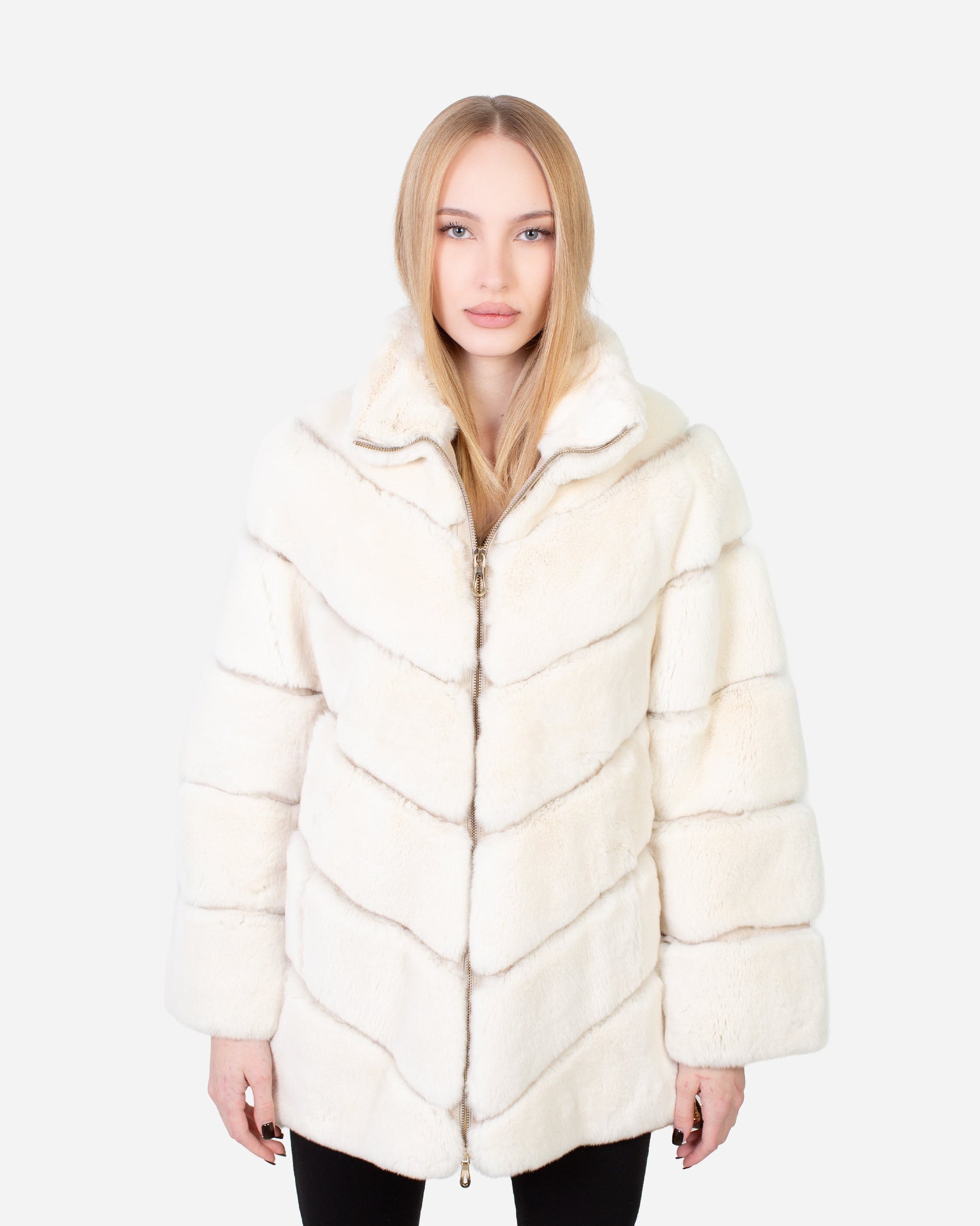 Lilia Fur Coat-thumbmail-2